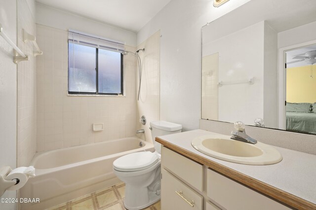 3457 Martingale Ct, Port Orange, FL 32129 - bathroom with  shower combination, vanity, and ensuite bath