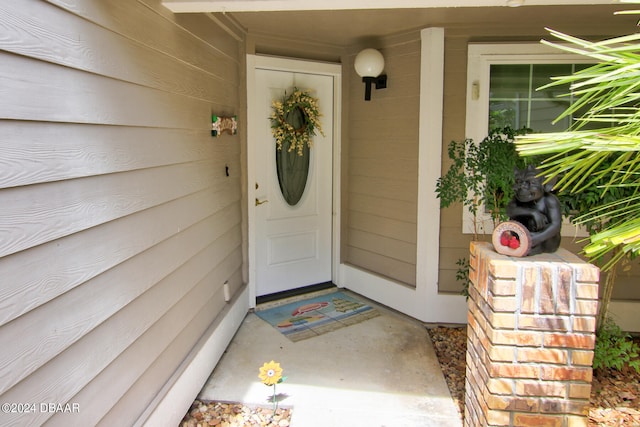 view of entrance to property