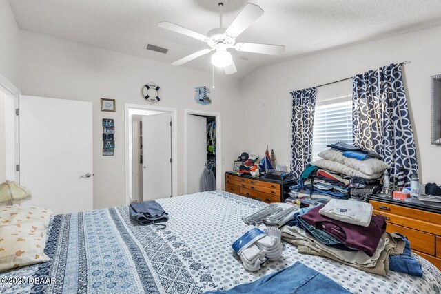 510 Torres Pl, Lady Lake, FL 32159 - bedroom featuring lofted ceiling and a ceiling fan