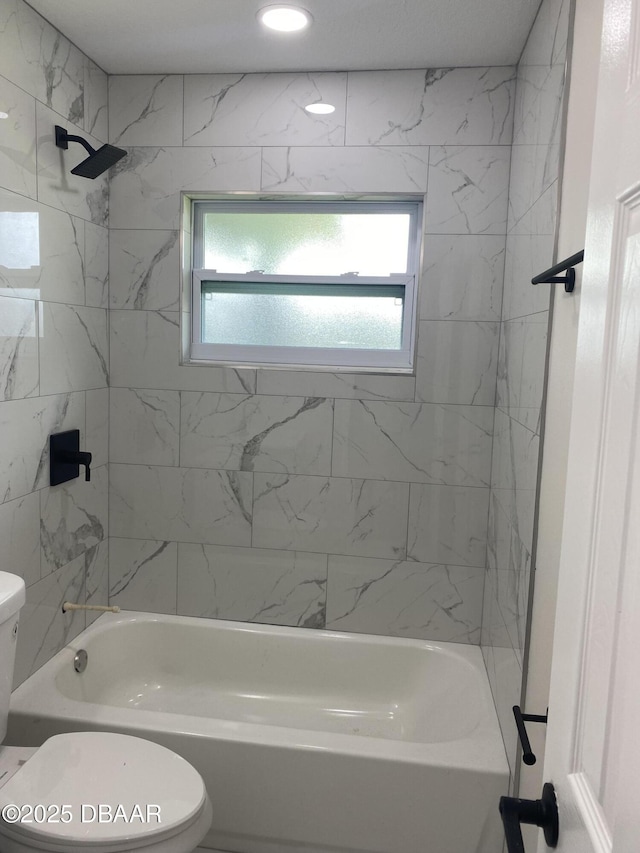 304 Jane Ann St, Port Orange, FL 32127 - bathroom with toilet and washtub / shower combination