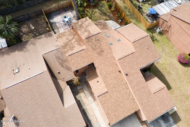 aerial view of property and surrounding area