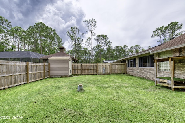 255 Woodhaven Cir W, Ormond Beach, FL 32174 - fenced backyard featuring a storage shed