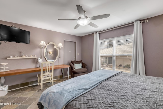 bedroom with ceiling fan