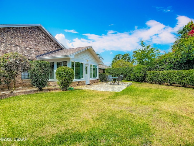 907 Silverleaf Pl, Port Orange, FL 32127 - view of yard with a patio