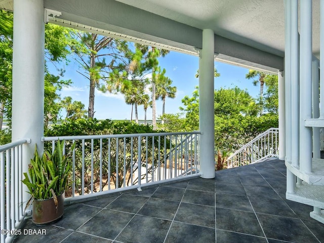 206 S Riverside Dr, Edgewater, FL 32132 - view of patio