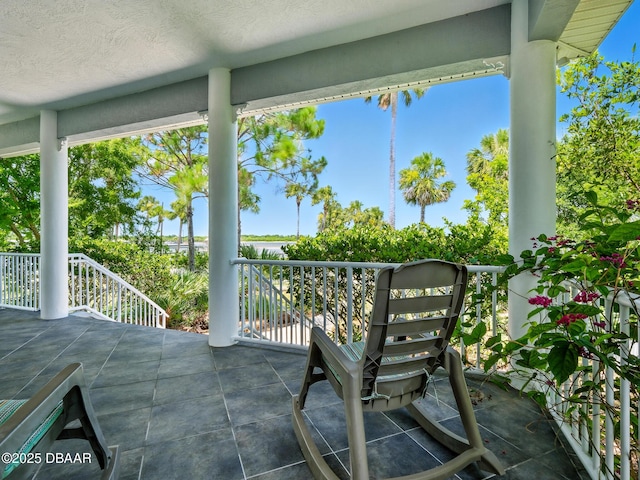 206 S Riverside Dr, Edgewater, FL 32132 - view of patio / terrace