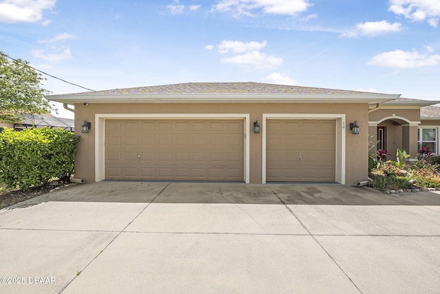 10 Creek Ct, Palm Coast, FL 32137 - garage featuring driveway