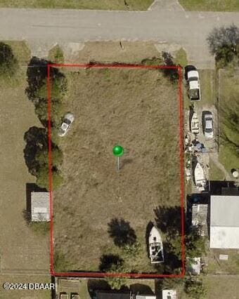 Listing photo 2 for 149 N 1st St, Oak Hill FL 32759