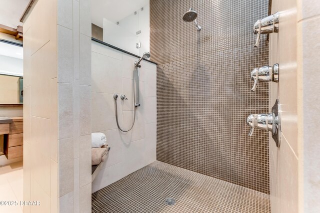 3 Ashford Lakes Dr, Ormond Beach, FL 32174 - full bath featuring tiled shower