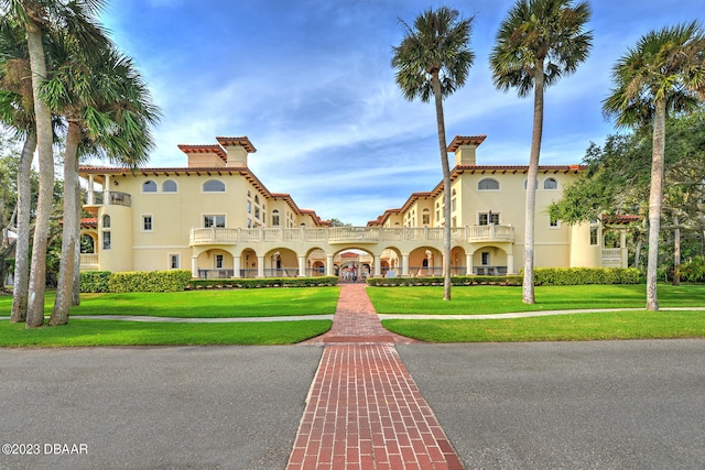 view of building exterior