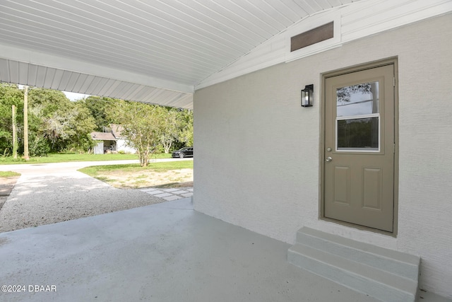 view of entrance to property