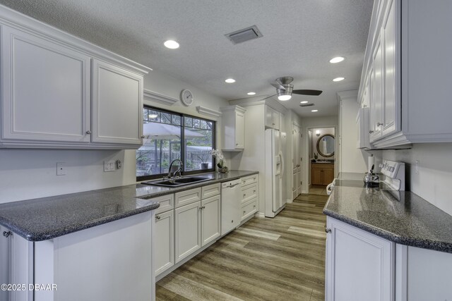 1300 Oak Forest Dr, Ormond Beach, FL 32174 - photo 29