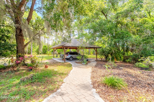 view of yard with a carport