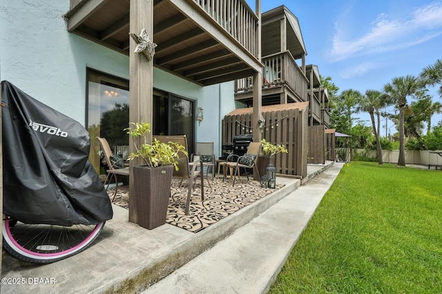 3333 S Ridgewood Ave Unit 8B, Port Orange, FL 32129 - patio / terrace featuring a patio