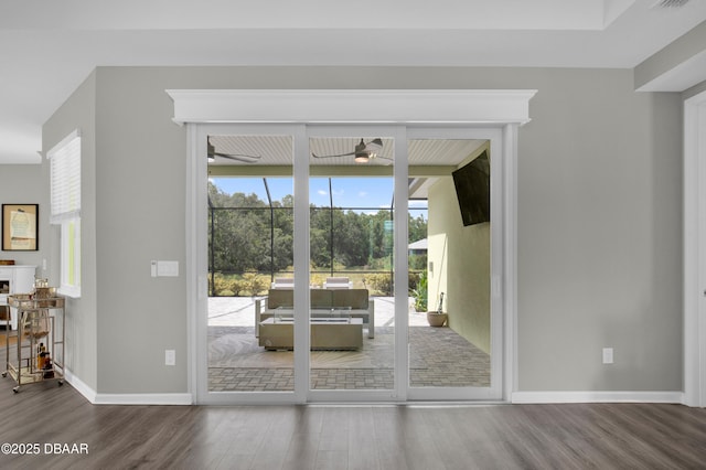 500 Barefoot Life Ln, Daytona Beach, FL 32124 - entryway featuring wood finished floors and a ceiling fan