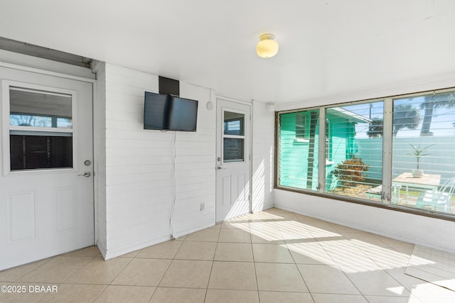 view of tiled spare room