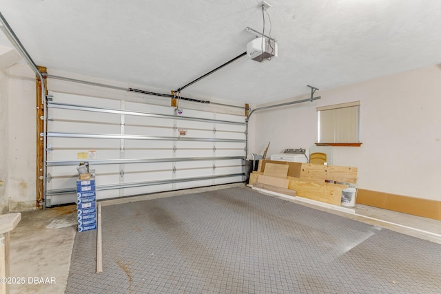 16 Wildwood Trl, Ormond Beach, FL 32174 - garage featuring a garage door opener