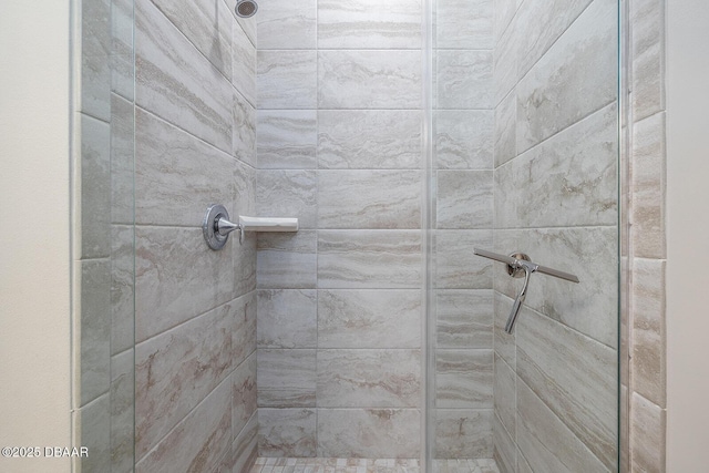 3417 Medici Blvd, New Smyrna Beach, FL 32168 - full bath featuring tiled shower