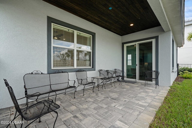 view of patio / terrace featuring an outdoor hangout area