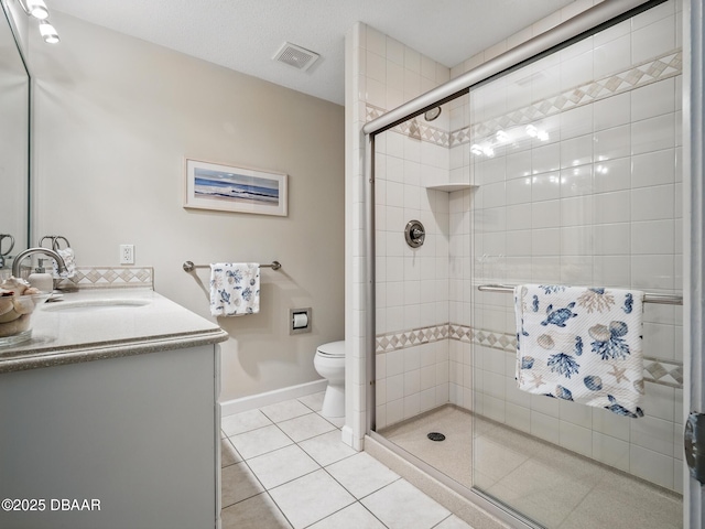 257 Sweet Bay Ave, New Smyrna Beach, FL 32168 - bathroom with tile patterned floors, toilet, a tile shower, and baseboards