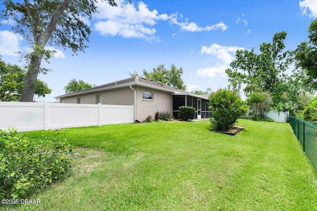 5935 Shady Creek Ln, Port Orange, FL 32128 - view of yard with a sunroom