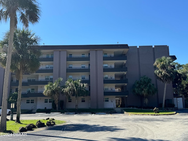 view of building exterior