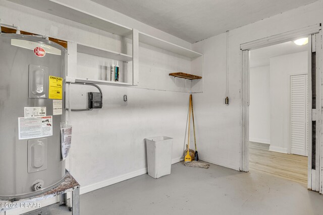 1703 Hill St, Edgewater, FL 32132 - basement featuring water heater