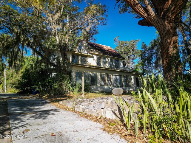 114 N Riverside Dr, Edgewater, FL 32132 - view of front of house