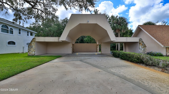 view of front of home with a front yard