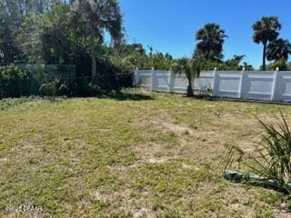 124 Harrison Rd, Daytona Beach, FL 32118 - view of yard with fence