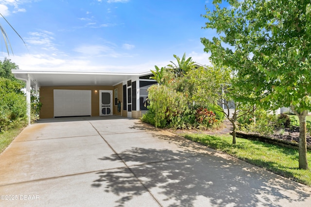 291 Navajo Dr, Oak Hill, FL 32759 - photo 18