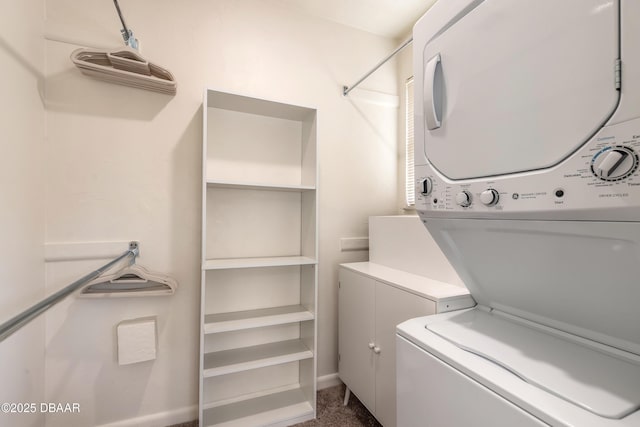 92 S Orchard St, Ormond Beach, FL 32174 - washroom featuring stacked washer and clothes dryer