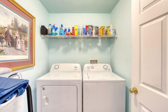 1465 Admiral Nimitz Ave, Daytona Beach, FL 32124 - laundry room with washer and clothes dryer