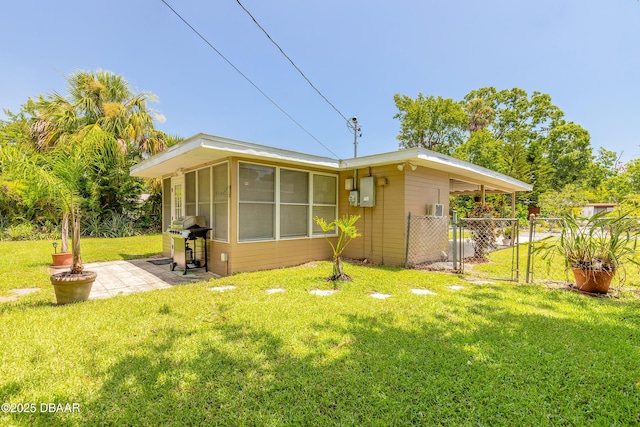 125 Azalea Dr, Daytona Beach, FL 32117 - rear view of property with a patio area