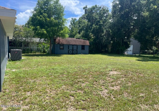 2852 Glenwood Ave, New Smyrna Beach, FL 32168 - photo 12