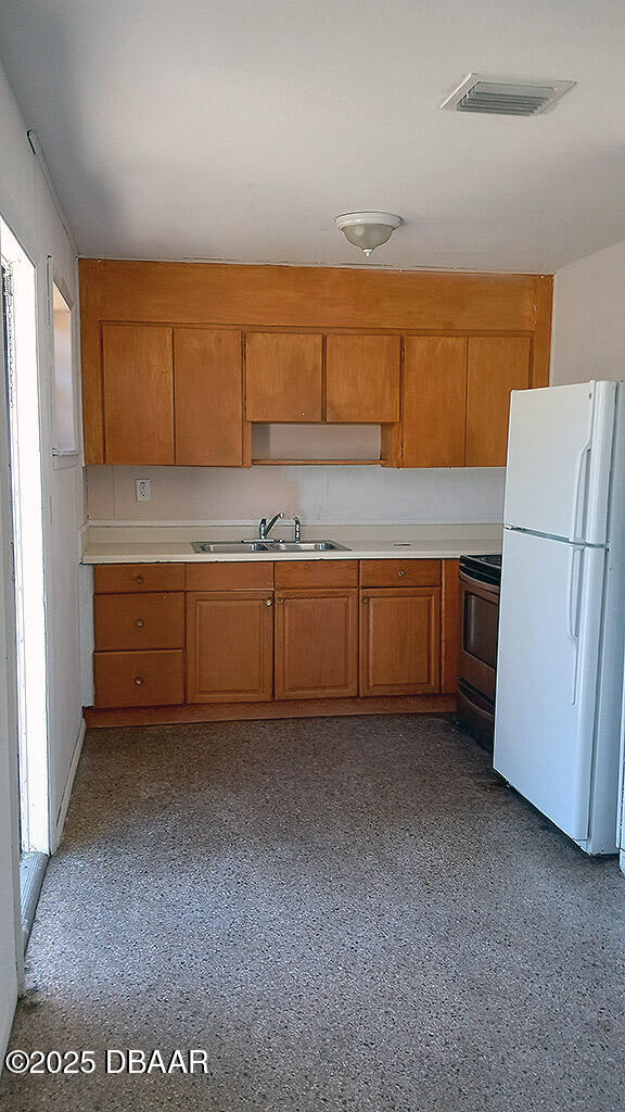 1015 Cadillac Dr, Daytona Beach, FL 32117 - photo 8