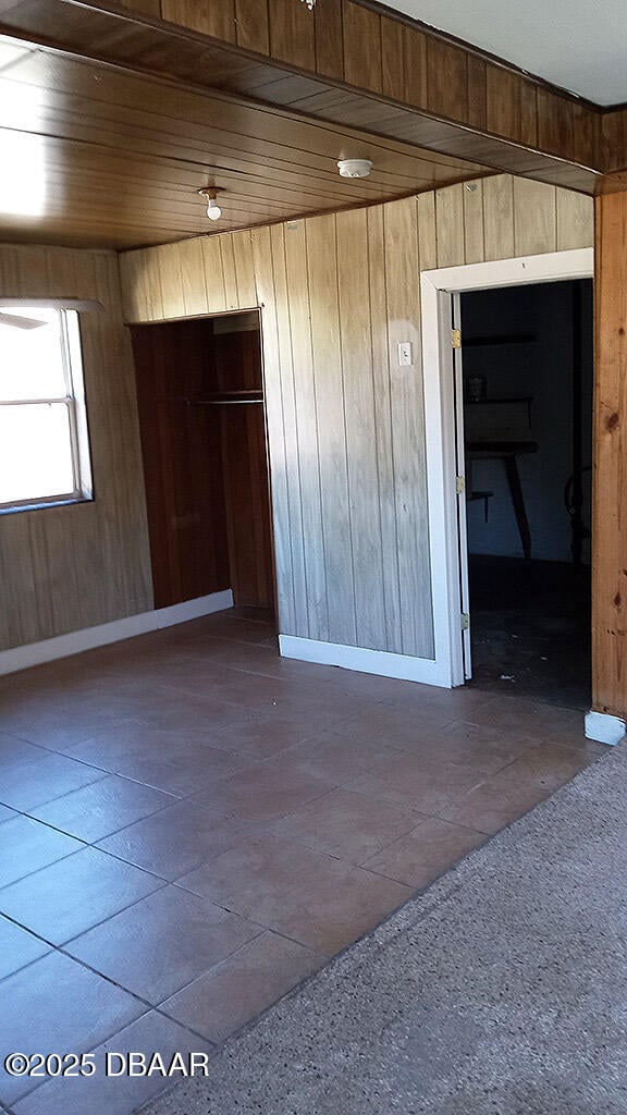 1015 Cadillac Dr, Daytona Beach, FL 32117 - photo 5
