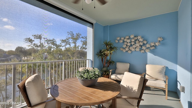 balcony featuring ceiling fan