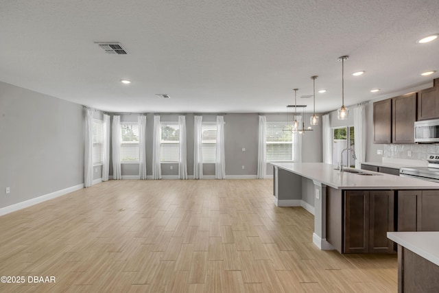 2211 Elegant Manor Cir, Edgewater, FL 32141 - photo 10