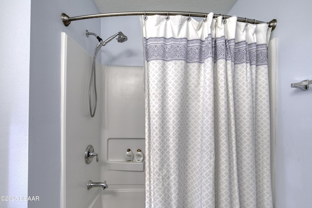 61 Levee Ln, Ormond Beach, FL 32174 - full bath featuring shower / bathtub combination with curtain