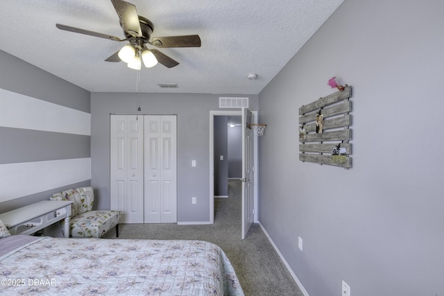 61 Levee Ln, Ormond Beach, FL 32174 - bedroom with carpet, a textured ceiling, a closet, and ceiling fan