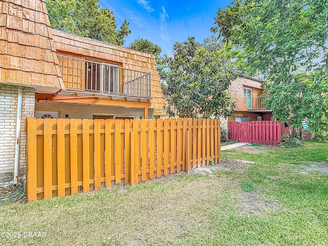 94 Moonstone Ct, Port Orange, FL 32129 - view of yard
