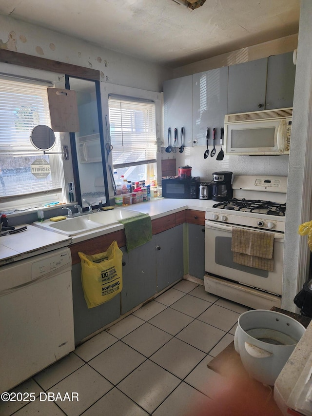 312 N Wild Olive Ave, Daytona Beach, FL 32118 - photo 14