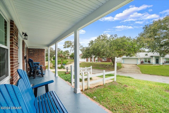 view of patio / terrace with covered porch