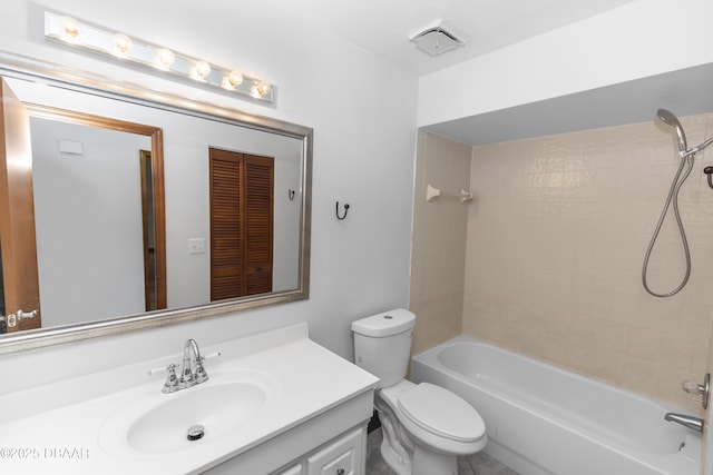 909 Brookside Dr, Ormond Beach, FL 32174 - full bathroom featuring vanity, toilet, and bathtub / shower combination