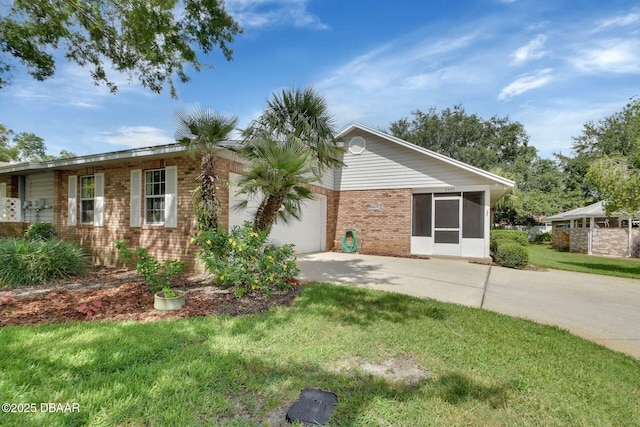 2480 S Glen Eagles Dr, Deland, FL 32724 - photo 1