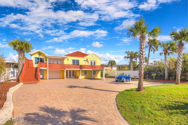 view of front facade with a garage