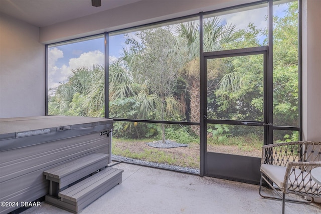 view of sunroom / solarium