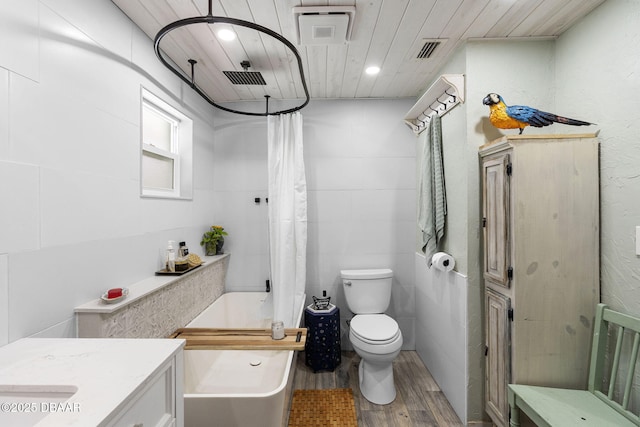 552 Hamlet Dr, Port Orange, FL 32127 - full bathroom featuring wood finished floors, vanity, wooden ceiling, recessed lighting, and shower / tub combo with curtain