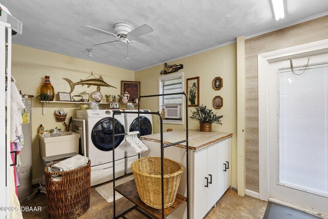 552 Hamlet Dr, Port Orange, FL 32127 - laundry area featuring washer and dryer, a ceiling fan, ornamental molding, cooling unit, and water heater